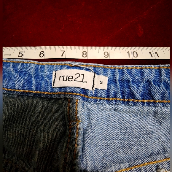 Rue21 Distressed Jeans Shorts - Picture 4 of 5